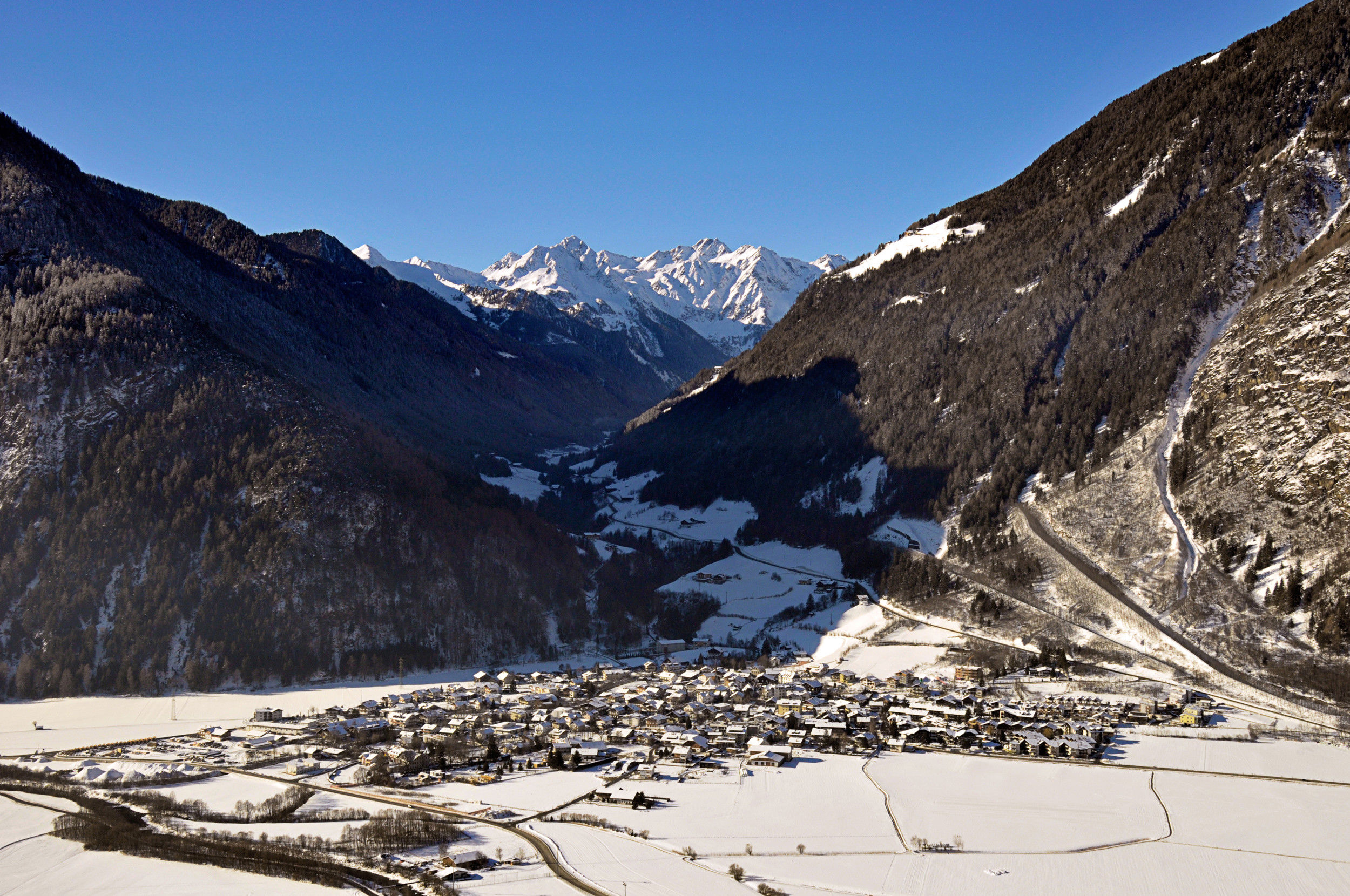The village Mühlen in Taufers in winter