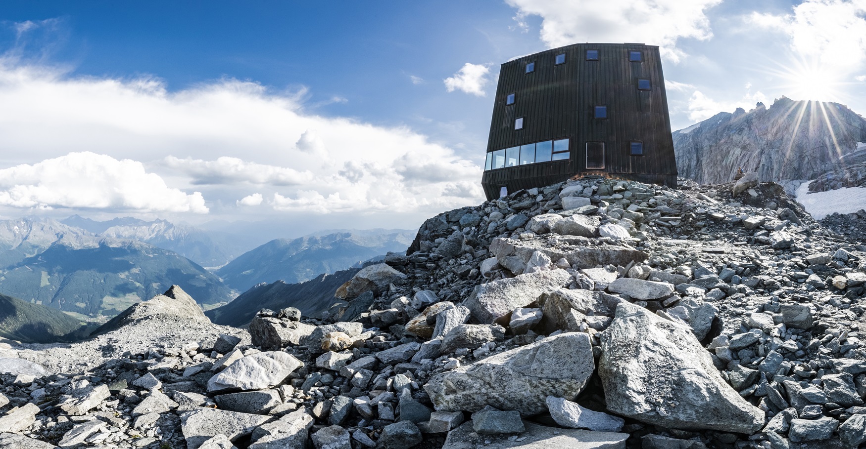 Schwarzensteinhütte 
