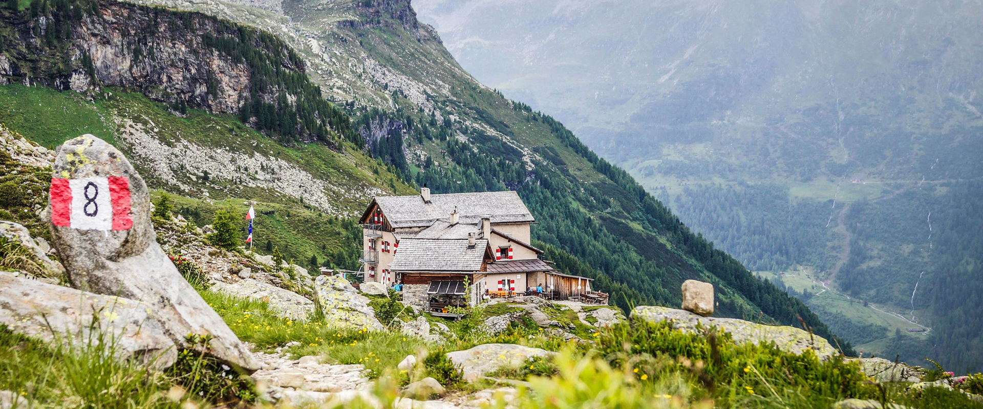 The Kasseler hut in the Riesenferner Ahrn Nature Park. The Kasseler Hütte in the mountains of the Ahrntal Valley.